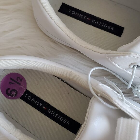 Tommy Hilfiger Women's White Twlenzi-R Classic Sneaker SZ 6.5M - Picture 8 of 11